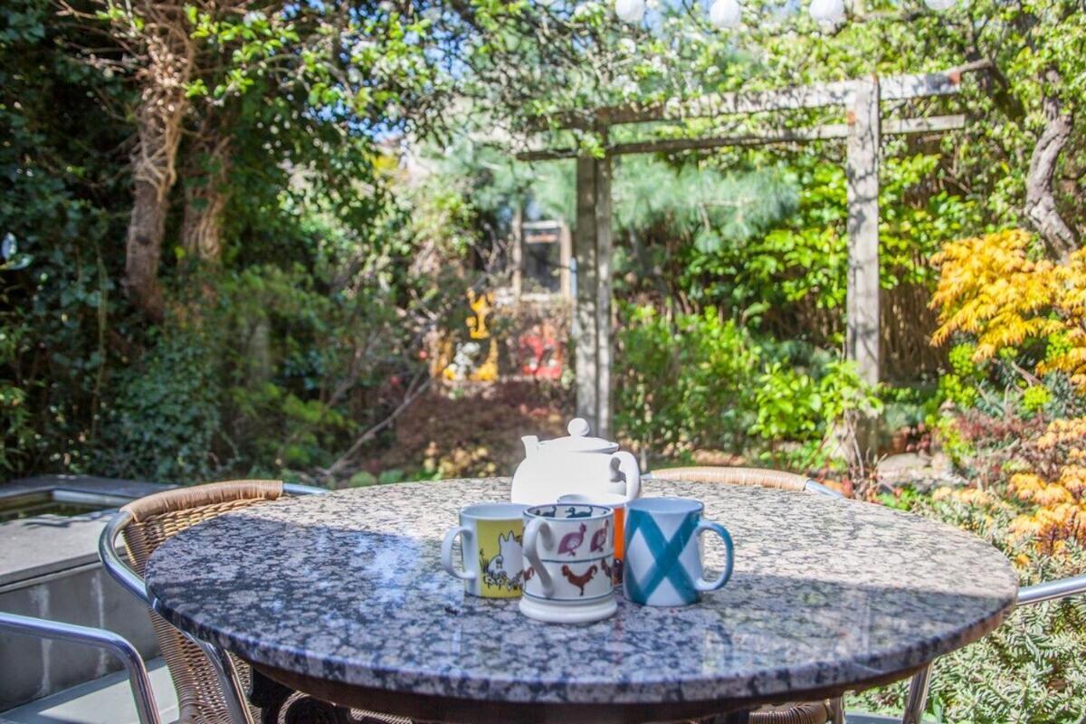 ※ Relaxing Home- Parking & Gorgeous Gardens Bath Esterno foto