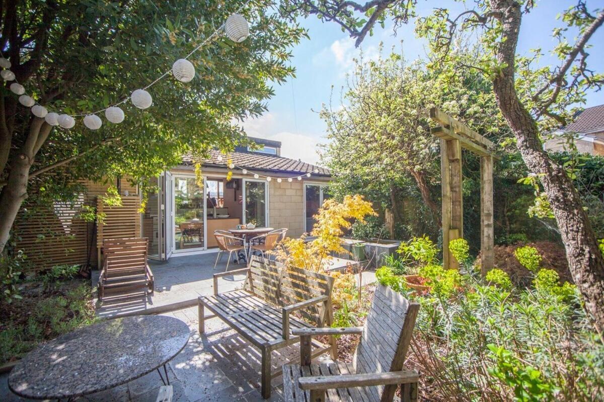 ※ Relaxing Home- Parking & Gorgeous Gardens Bath Esterno foto